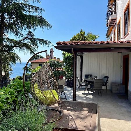 Apartment Amalia Volosko Opatija Bagian luar foto