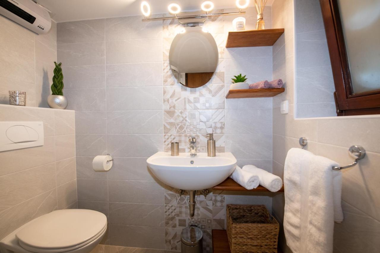 Apartment Amalia Volosko Opatija Bagian luar foto
